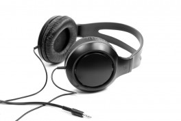 MadisonOverearHeadphones-20